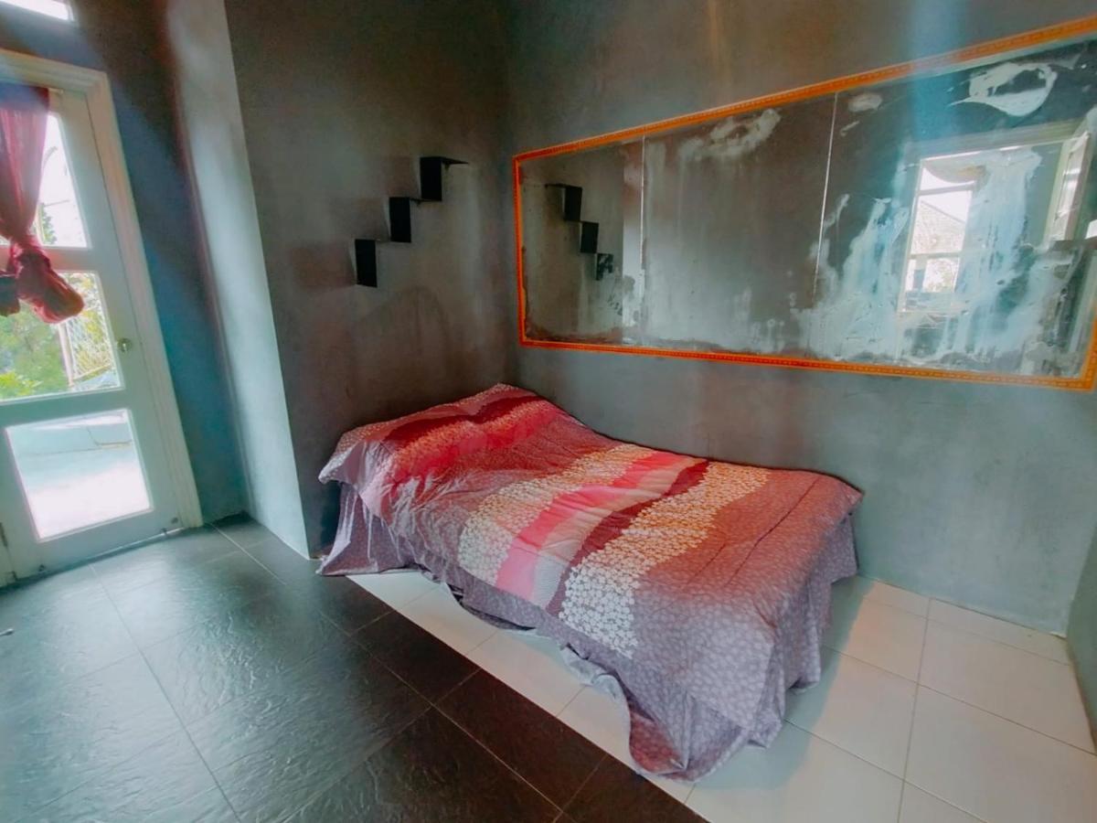 Villa Santika Puncak Pass Cimacan Bagian luar foto