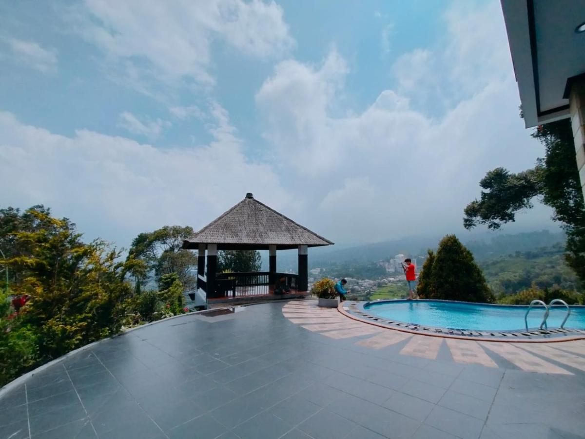 Villa Santika Puncak Pass Cimacan Bagian luar foto