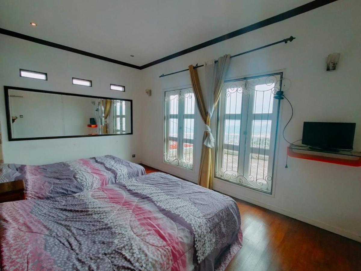 Villa Santika Puncak Pass Cimacan Bagian luar foto