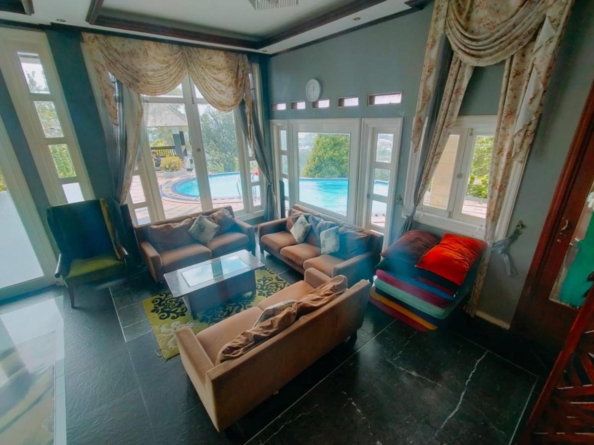 Villa Santika Puncak Pass Cimacan Bagian luar foto