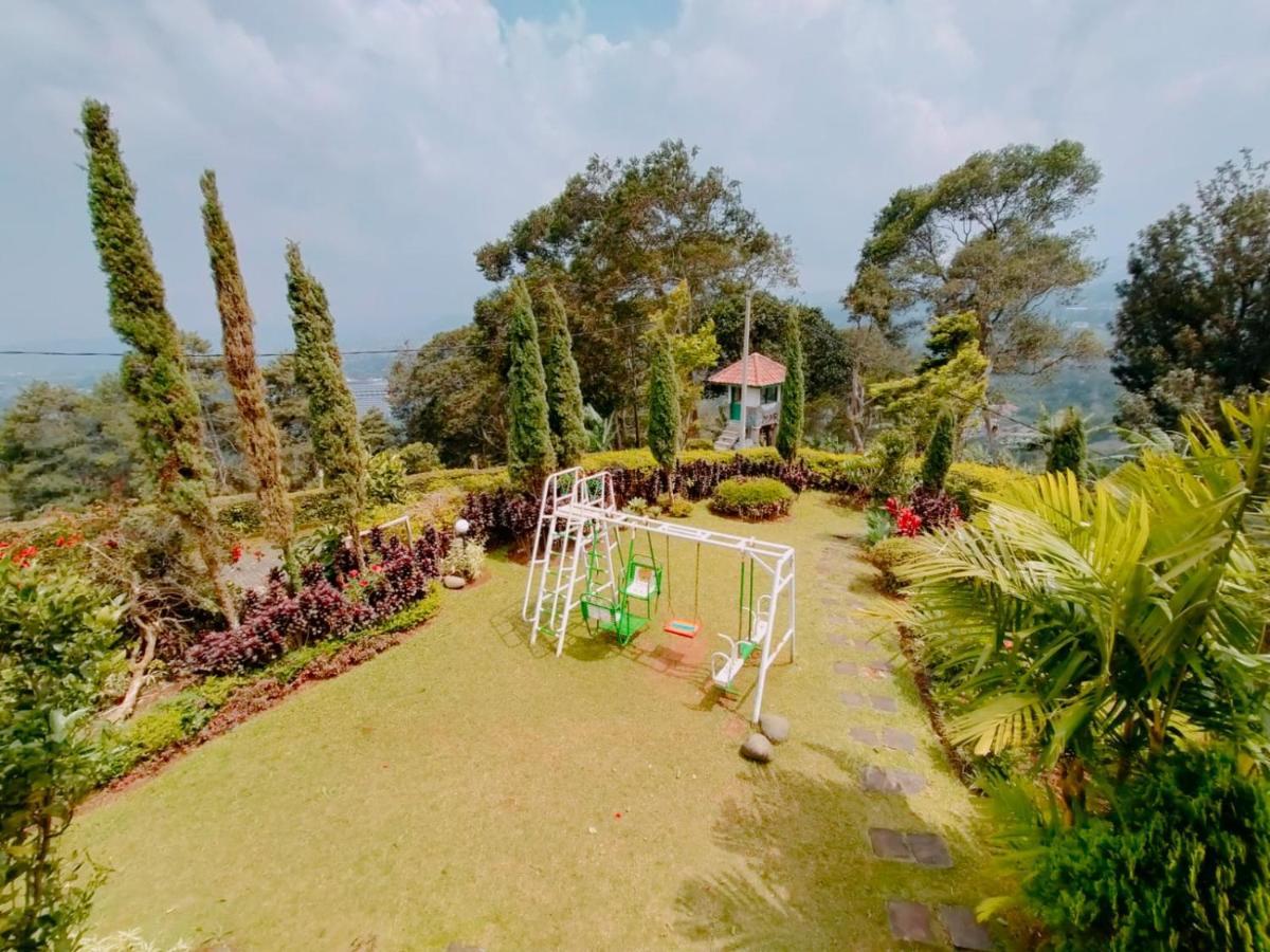 Villa Santika Puncak Pass Cimacan Bagian luar foto