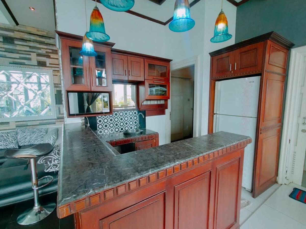Villa Santika Puncak Pass Cimacan Bagian luar foto